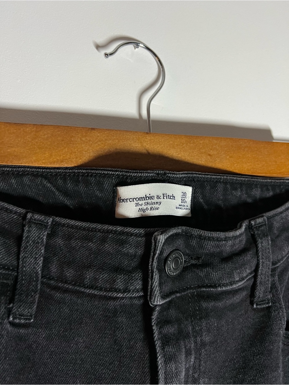 Abercrombie & Fitch Skinny High Rise Jeans - Black Wash